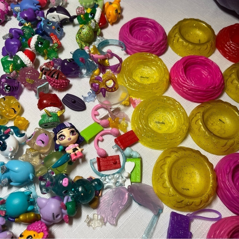 Huge Hatchimals Lot. Accessories. Beds. Storage. - Picture 7 of 9